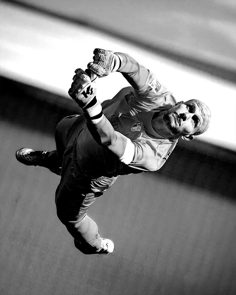 KEEPERsport glove detail